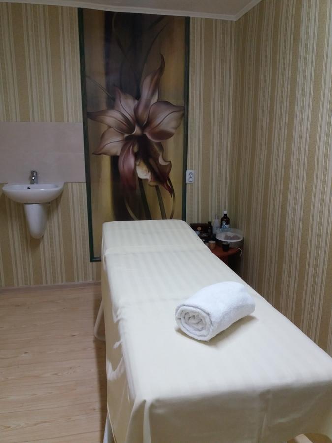 Hotel Stroitel Hisarya Eksteriør billede
